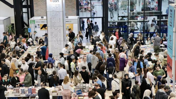 14. Kocaeli Kitap Fuarı’nda Ziyaretçi Yoğunluğu