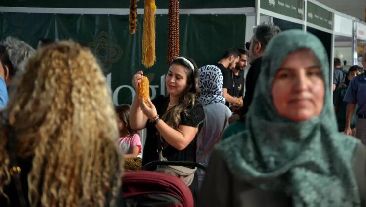 Adana’da 3. Tespih ve Doğal Taşlar Fuarı Yoğun İlgi Gördü