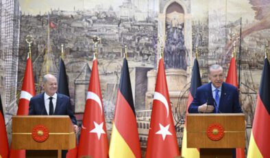 Almanya Başbakanı Scholz'un Türkiye'yle savunma alanında işbirliği mesajları Alman basınında | Dış Haberler