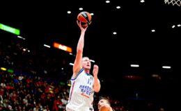 Anadolu Efes rahat kazandı