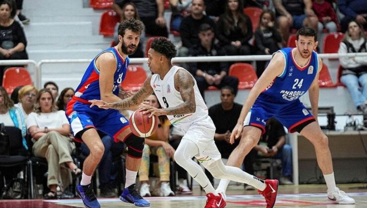 Anadolu Efes’in konuğu Barça