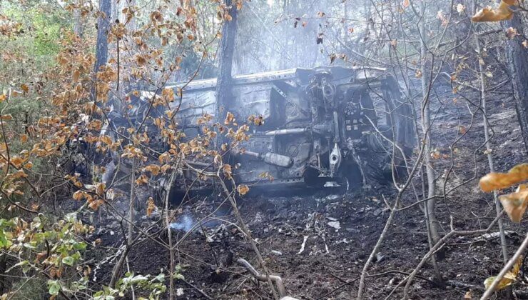 Bolu’da Uçuruma Yuvarlanan Otomobil Alev Aldı, İki Kişi Hayatını Kaybetti