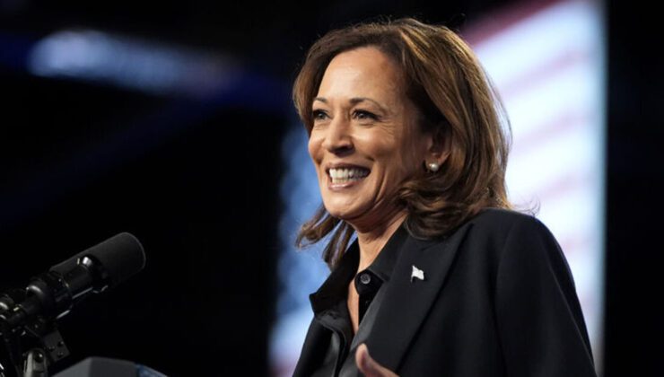 Boş sayfalarla dolu "Kamala Harris'in Başarıları" kitabı en çok satanlarda | Dış Haberler