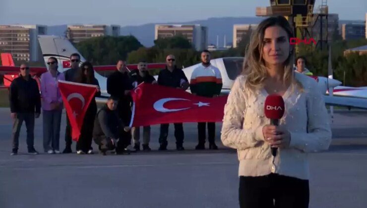 Bursa’da Uçucular Grubu, TUSAŞ’a Yapılan Saldırıyı Ay ve Yıldız Figürüyle Protesto Etti