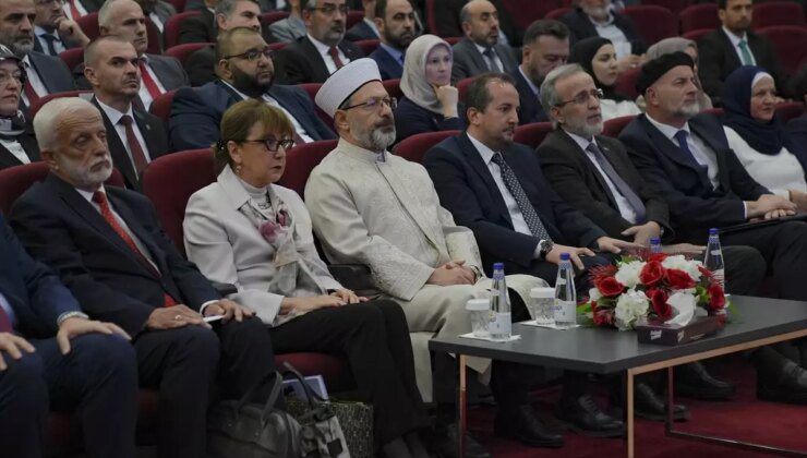 Diyanet İşleri Başkanı Erbaş, Aliya İzzetbegoviç’i Anımsadı