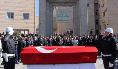 Eski Milli Savunma Bakanı Sabahattin Çakmakoğlu İçin Tören Düzenlendi