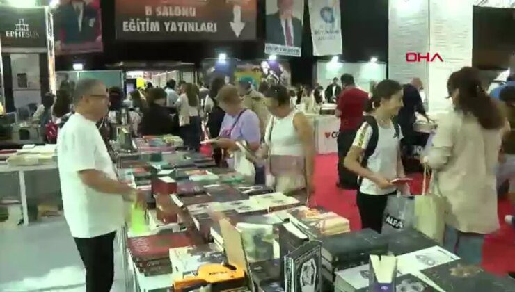 İlker Başbuğ, Antalya Kitap Fuarı’nda Eleştirileri Yanıtladı