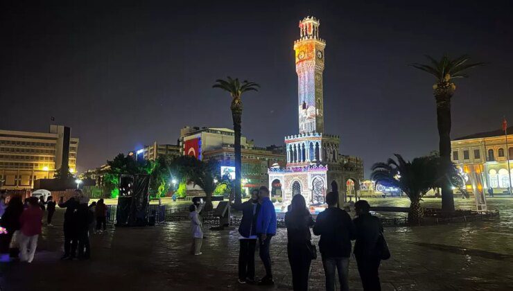 İzmir Saat Kulesi’nde ‘Zamanın Hüneri’ Dijital Sanat Gösterisi