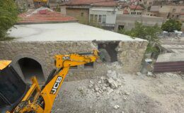 Kapadokya’da Ruhsatsız Restoran Yıkıldı