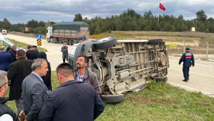 Kastamonu’da Öğrenci Servisi ile Tır Çarpıştı: 13 Yaralı