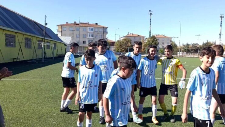 Kayseri U-14 ve U-18 Futbol Ligi’nde 29 Ekim Maç Programı