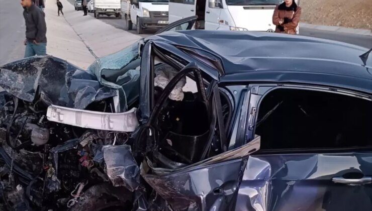 Malatya’da Trafik Kazası: 3 Ölü, 4 Yaralı