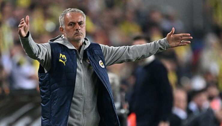 Mourinho'dan genç futbolculara büyük şans