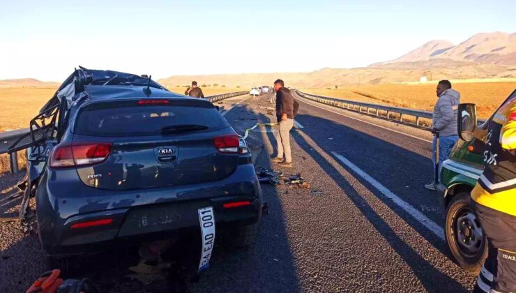 Niğde’de Yolcu Otobüsü ile Çarpışan Otomobilin Sürücüsü Hayatını Kaybetti