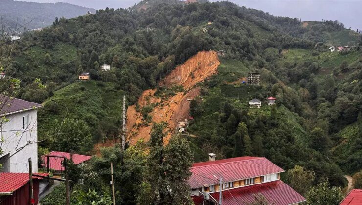 Rize’de Heyelan: 2 Ev Toprak Altında Kaldı, 3 Ev Tahliye Edildi