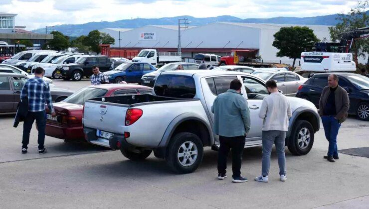 Samsun İkinci El Oto Pazarında Hareketlilik: 400-700 Bin TL Arasındaki Araçlar İlgi Görüyor