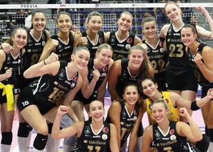 VakıfBank Başantrenörü Guidetti, takımın gençleşmesinden memnun