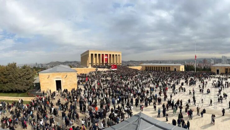 10 Kasım’da Anıtkabir’i 1 Milyondan Fazla Kişi Ziyaret Etti