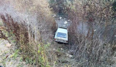 Amasya’da Kontrolden Çıkan Otomobil Tersakan Çayı’na Düştü