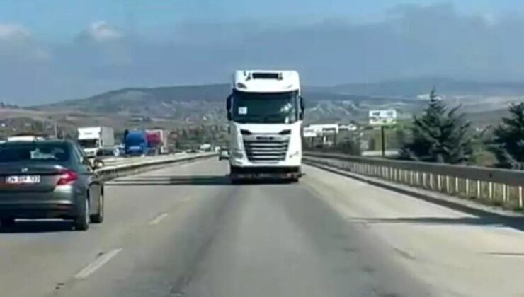 Amasya’da Tır Trafiği Şaşırttı: Geri Gider Gibi Göründü