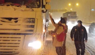 Anadolu Otoyolu’nda Kar Nedeniyle Ulaşım Kontrollü Sağlanmaya Başladı