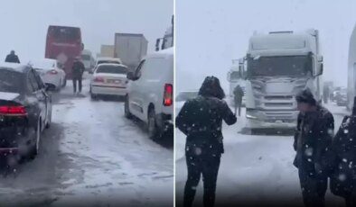 Ankara-İstanbul yolunda yoğun kar nedeniyle trafik durdu, vatandaşlar dakikalarca yolda bekledi