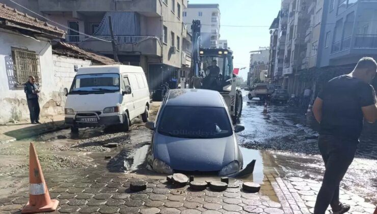 Aydın’da Otomobil İçme Suyu Borularının Oluşturduğu Çukura Düştü