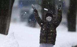 Bazı illerde kar yağışı nedeniyle eğitime ara verildi