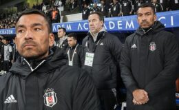 Beşiktaş taraftarı çıldırdı! Giovanni van Bronckhorst hedef tahtasında…