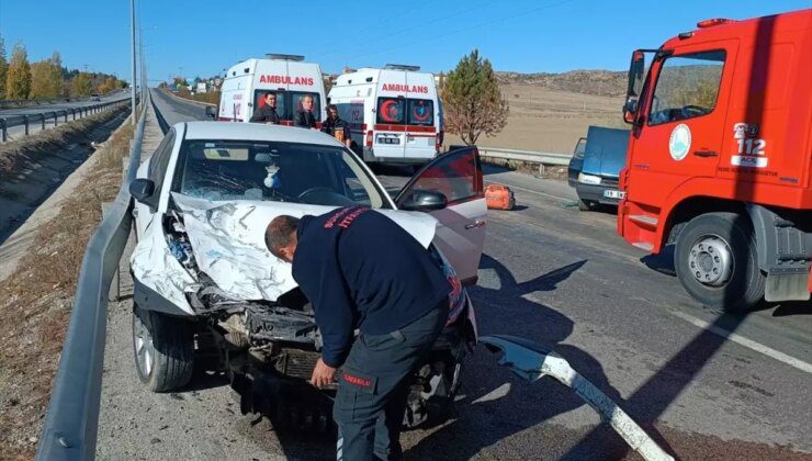 Çorum’da Zincirleme Trafik Kazası: 3 Yaralı