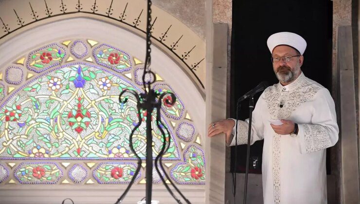 Diyanet İşleri Başkanı Ali Erbaş’tan Öğretmenlere Övgü ve Şiddet Mesajı