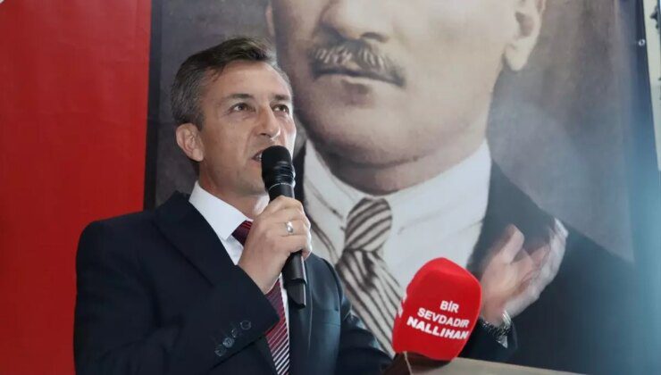 Fatih Ünal, AK Parti Nallıhan İlçe Başkanlığına Yeniden Seçildi