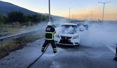 Hatay’da Seyir Halindeki Araç Alev Aldı