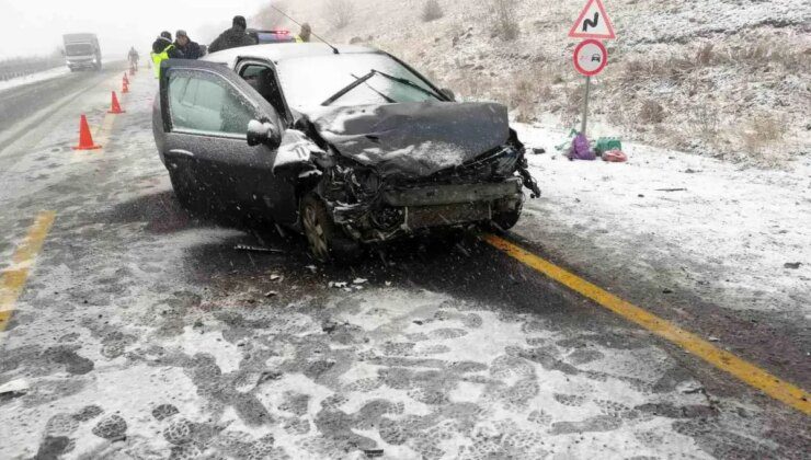 Ilgar Dağı Geçidi’nde Kar ve Sis Nedeniyle Kaza: 8 Yaralı