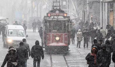 İstanbul’a ne zaman kar yağacak? Canlı yayında tarih verildi