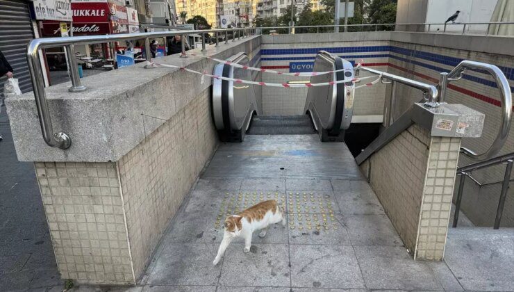 İzmir Metrosu’nda Yürüyen Merdivenler Yolcuları Mağdur Ediyor