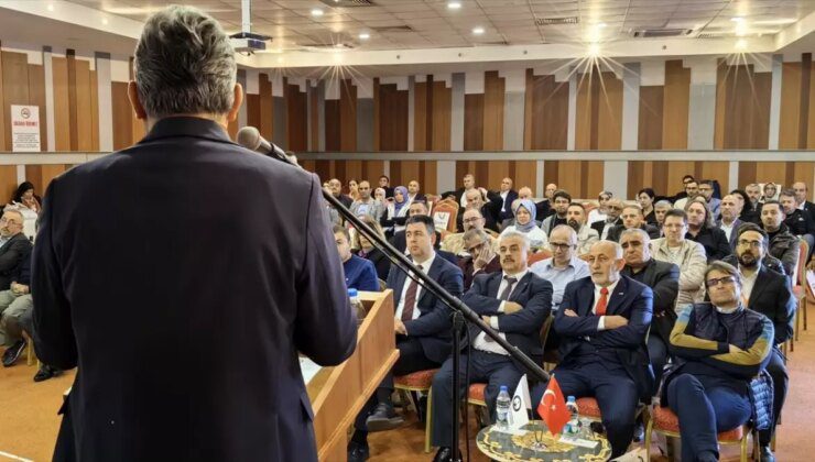 İzmir’de Mali Müşavirler Dijital Dönüşümü Ele Aldı