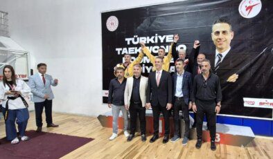 Kemal Yıldıran, Taekwondo Türkiye Şampiyonası’nda Altın ve Bronz Madalya Kazandı