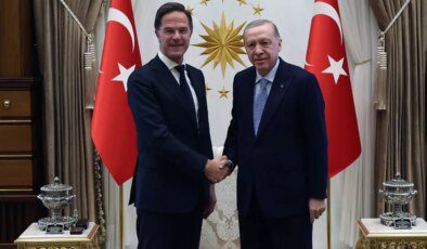 NATO lideri Rutte, Türkiye’yi ikna için gelmiş