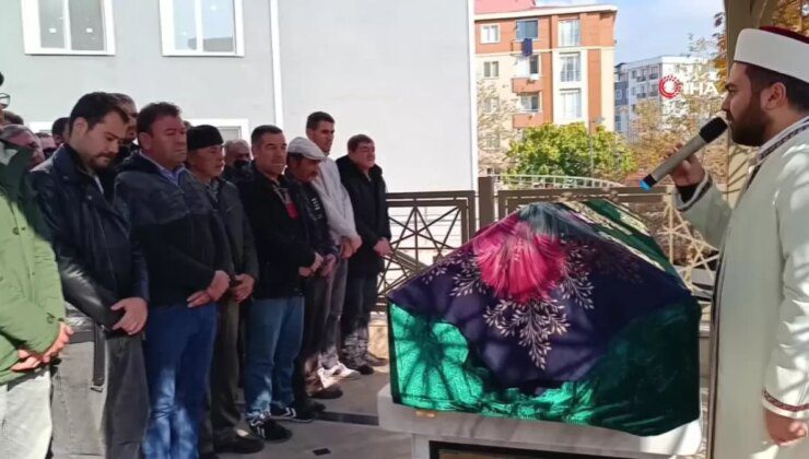 Pendik’te Sevgilisi Tarafından Öldürülen Kadın Toprağa Verildi