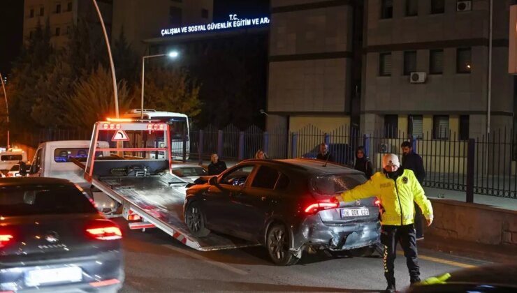 Pursaklar’da Zincirleme Trafik Kazası: 2 Yaralı