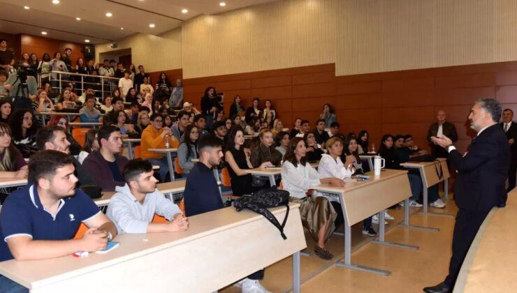 RTÜK Başkanı Ebubekir Şahin, Ege Üniversitesi İletişim Fakültesi Öğrencileriyle Buluştu