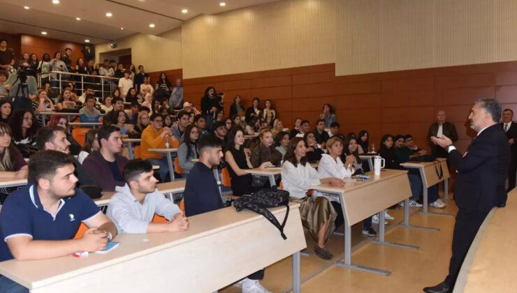 RTÜK Başkanı Ege Üniversitesi Öğrencileriyle Buluştu