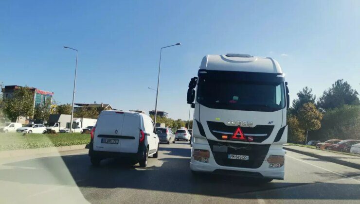 Samsun’da TIR’lar Ters Yolda Gidince Sürücüler Tedirgin Oldu