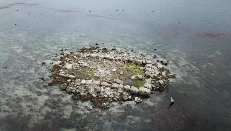 Sapanca Gölü’nde Su Seviyesi Düşünce Tarihi Kilise Kalıntısı Ortaya Çıktı