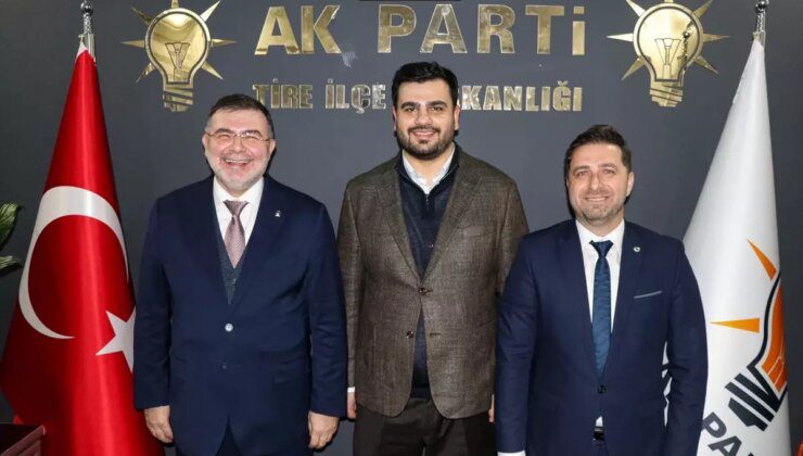 AK Parti İzmir’de Yerel Yönetim Sorunlarını Çözmeye Çalışıyor