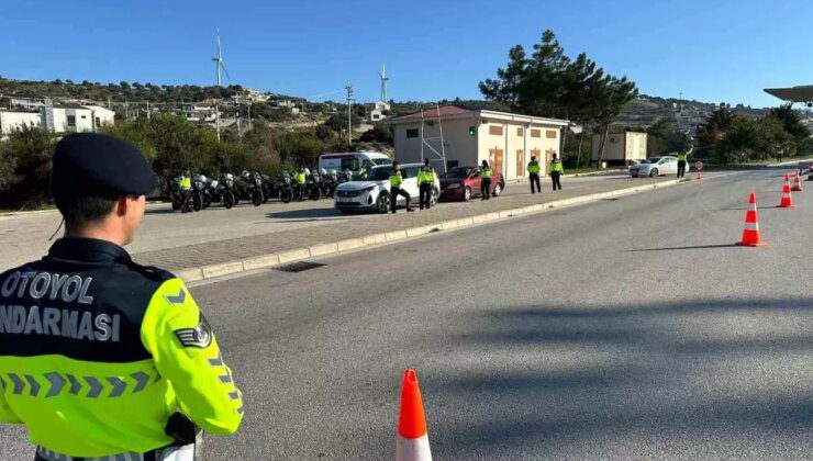 Çeşme’de Düzensiz Göçmen Operasyonu: 39 Kaçak Göçmen Yakalandı