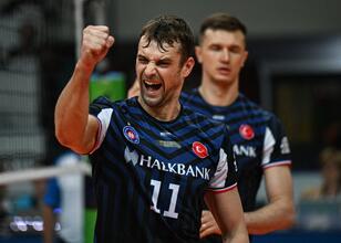 CEV Şampiyonlar Ligi’nde Halkbank, set vermeden kazandı