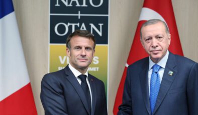 Cumhurbaşkanı Erdoğan, Fransa Cumhurbaşkanı Macron'la görüştü | Dış Haberler