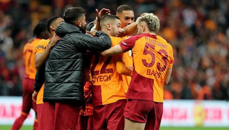 Galatasaray'da ayrılık! Yıldız futbolcuyla ipler koptu